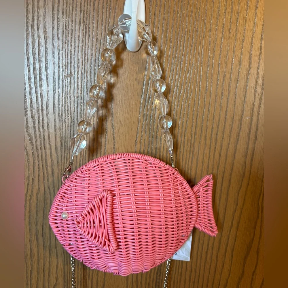 Tommy Bahama Pink Woven Wicker Pink Fish 🐠🩷 Crossbody Purse Clear Bead Bag NWT - Picture 1 of 8